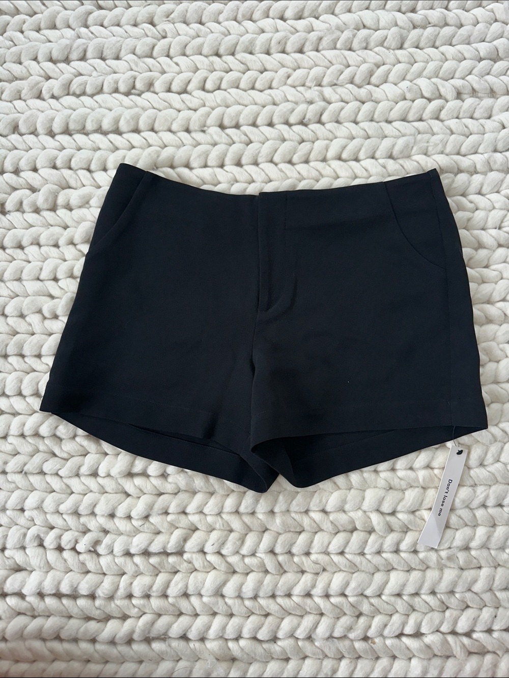 Reformation Vida Low Rise Short Black NWT